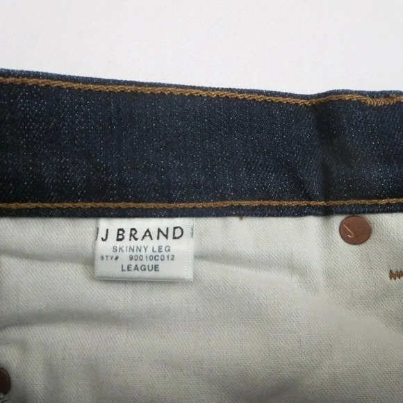 J Brand Size 26 Skinny Leg Jeans League Dark Wash - Picture 8 of 9